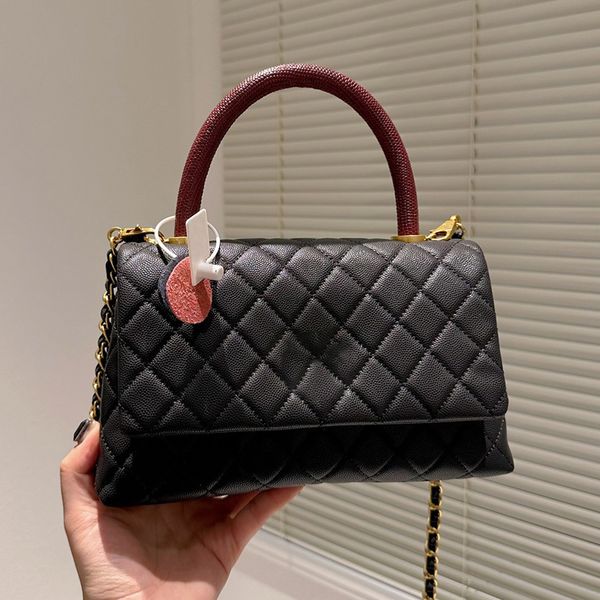 women designer luxury caviar tote bag coco handle 9a quality 24cm genuine leather ladies fashion shoulder crossbody handbag luxury shoulder
women designer luxury caviar tote bag coco handle 9a quality 24cm genuine leather ladies fashion shoulder crossbody handbag luxury shoulder