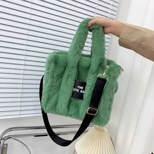 women fashion designer winter faux fur fluffy plush purse crossbody shoulder handbag furry tote bag for girls
women fashion designer winter faux fur fluffy plush purse crossbody shoulder handbag furry tote bag for girls