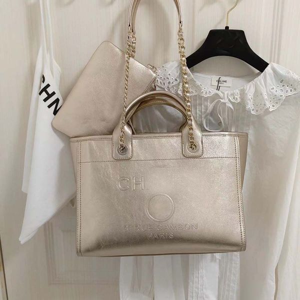 luxury totes designer bag womens handbagstote bag crossbody ladies casual genuine leather purse shoulder bags female handbag simple fashiona
luxury totes designer bag womens handbagstote bag crossbody ladies casual genuine leather purse shoulder bags female handbag simple fashiona