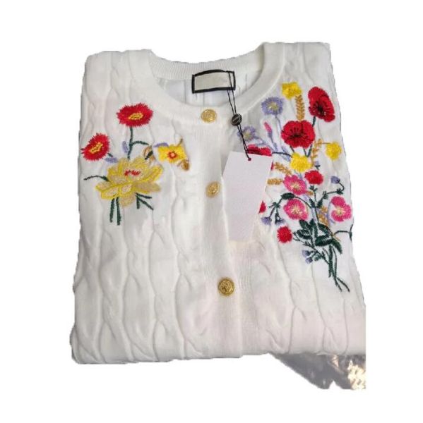 2023g new pullover fashion women luxury designer sweaters multi style autumn letter ladies female casual channel ccbrands trend cardigan kn, White;black
2023g new pullover fashion women luxury designer sweaters multi style autumn letter ladies female casual channel ccbrands trend cardigan kn, White;black