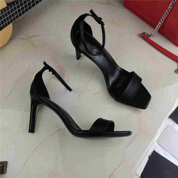 sandals luxury design 2023 yslity fashion women summer high heels leather cross tie men flat casual slippers 01-012, Black
sandals luxury design 2023 yslity fashion women summer high heels leather cross tie men flat casual slippers 01-012, Black