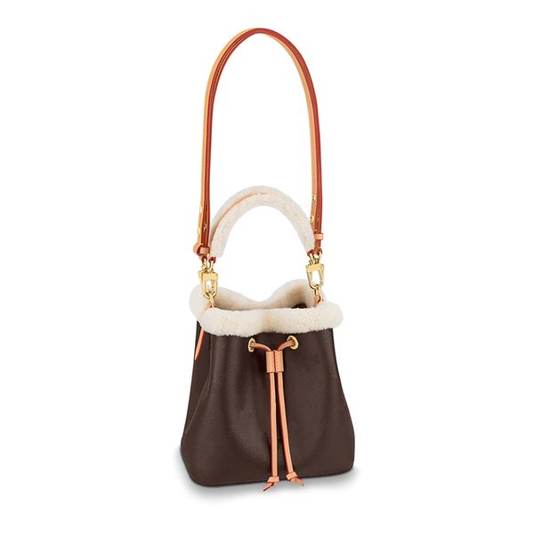 women bucket bag lambs wool ski series fashion shoulder crossbody bags handbags drawstring design tote wool leather trim new winter small pu
women bucket bag lambs wool ski series fashion shoulder crossbody bags handbags drawstring design tote wool leather trim new winter small pu