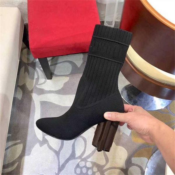 2022 designer louiseity boots shoes nude black beather viutonity pointed toe high heels boots shoes kif
2022 designer louiseity boots shoes nude black beather viutonity pointed toe high heels boots shoes kif