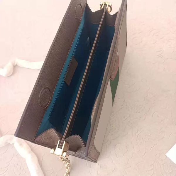 shoulder bag classic crossbody luxury brand khaki gold chain letter handbag ladies well-known designer wallet casual, Black;red
shoulder bag classic crossbody luxury brand khaki gold chain letter handbag ladies well-known designer wallet casual, Black;red