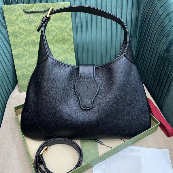 7a new r leather women's bags high-grade handbag classic shoulder crossbody solid color soft buckle large capacity fashion tote versati
7a new r leather women's bags high-grade handbag classic shoulder crossbody solid color soft buckle large capacity fashion tote versati