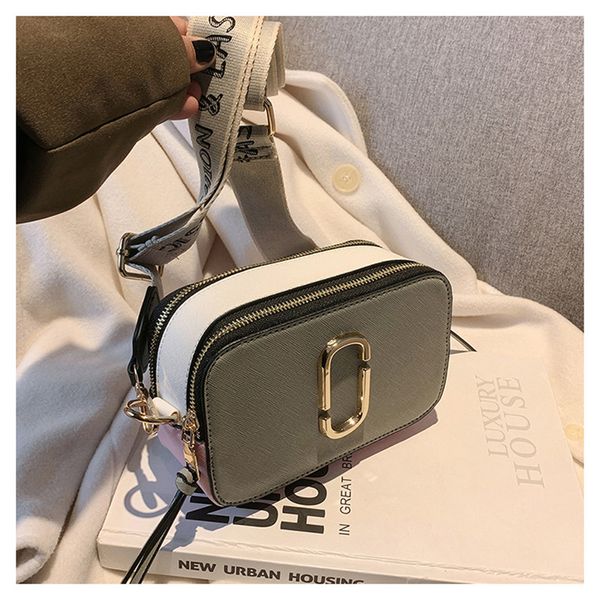 gril day packs messenger bags sport women's cross body metal button printed handbag grils shoulder bag camera bag fashion small alphabe
gril day packs messenger bags sport women's cross body metal button printed handbag grils shoulder bag camera bag fashion small alphabe