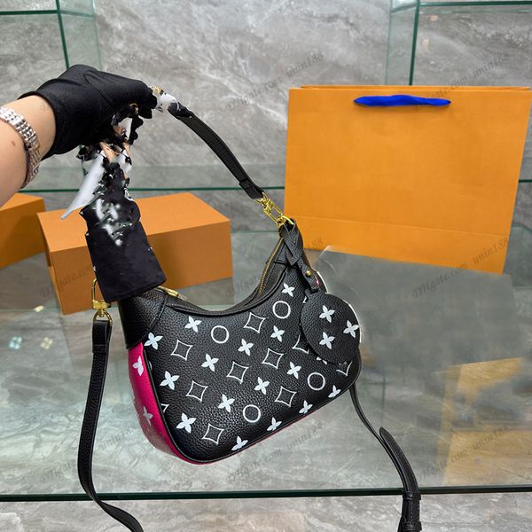 23 womens luxurys designers puffer totes bag handbags quilted flowers shouder crossbody women handbag horn shape with silk scarf pouch purse 
23 womens luxurys designers puffer totes bag handbags quilted flowers shouder crossbody women handbag horn shape with silk scarf pouch purse