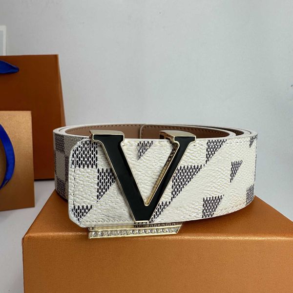 luxury designer belt classic retro men leather belt plaid old flower letter smooth buckle women belts width 4cm, Black;brown
luxury designer belt classic retro men leather belt plaid old flower letter smooth buckle women belts width 4cm, Black;brown