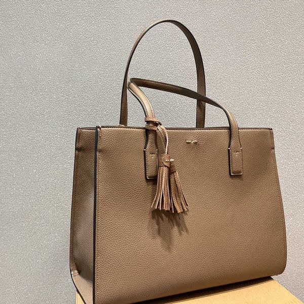 totes handbags women lager leather bags designer tote bag black purse classic tassels shoulder bags shopper beach wallet 221216
totes handbags women lager leather bags designer tote bag black purse classic tassels shoulder bags shopper beach wallet 221216