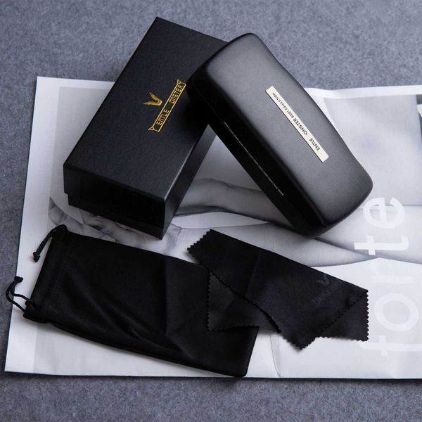 glasses storage case glasses advanced sense ins convenient pressure proof resistant men's and women's sun myopia
glasses storage case glasses advanced sense ins convenient pressure proof resistant men's and women's sun myopia