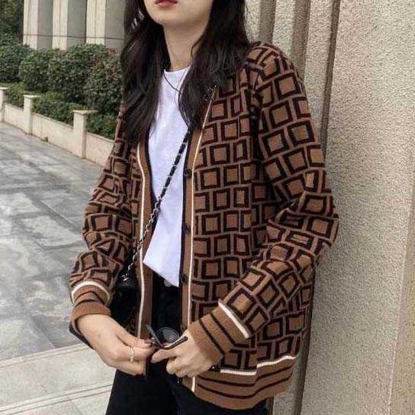 women's sweaters designer women fashion womens v-neck knit cradigan classic leeter coats long sleeve lady sweatshirt sweater tn4o, White;black
women's sweaters designer women fashion womens v-neck knit cradigan classic leeter coats long sleeve lady sweatshirt sweater tn4o, White;black