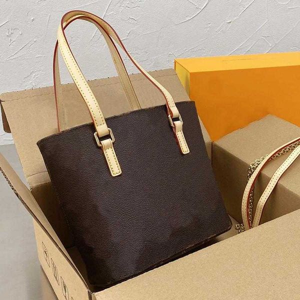 2022 new fashion designer women bag manufacturer women's tote bag with pu leather handles
2022 new fashion designer women bag manufacturer women's tote bag with pu leather handles
