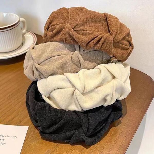 fashion women hairband wide side flower pleated headband casual soft headwear turban hair accessories, Slivery;white
fashion women hairband wide side flower pleated headband casual soft headwear turban hair accessories, Slivery;white