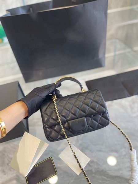 designer handbag women shoulder chain bag clutch totes bags wallet classic flap purse double letters solid hasp waist square stripes women l
designer handbag women shoulder chain bag clutch totes bags wallet classic flap purse double letters solid hasp waist square stripes women l
