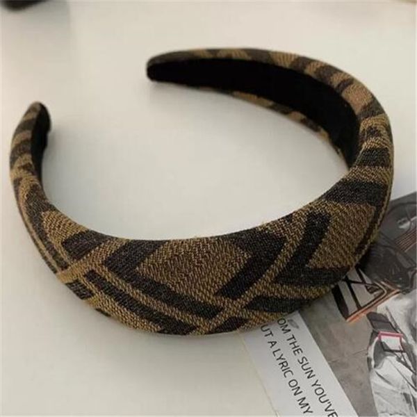 luxury designer letter headbands women girl wide-brimmed thicken hairbands headwrap cloth fabric headwear street fashion headscarf, Silver
luxury designer letter headbands women girl wide-brimmed thicken hairbands headwrap cloth fabric headwear street fashion headscarf, Silver