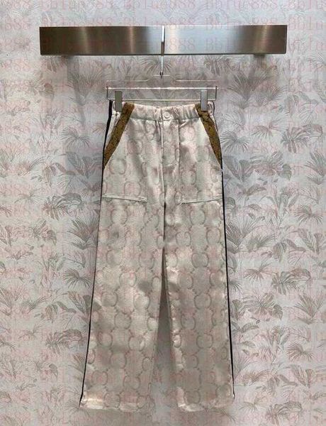 women's two piece pants designer 2022 women'stwo spring and autumn denim jacket shorts trousers suit version all-match not pick pe, White
women's two piece pants designer 2022 women'stwo spring and autumn denim jacket shorts trousers suit version all-match not pick pe, White