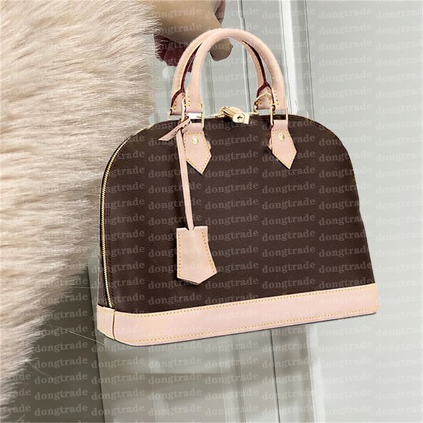shoulder messenger bags totes designer handbags women removable classic crossbody bags dongtrade famous brand embossing ladies purses
shoulder messenger bags totes designer handbags women removable classic crossbody bags dongtrade famous brand embossing ladies purses