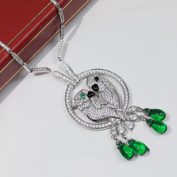 luxury pendant necklaces fashion simple parrot colored gemstone jewelry 925 silver with diamond party gift
luxury pendant necklaces fashion simple parrot colored gemstone jewelry 925 silver with diamond party gift