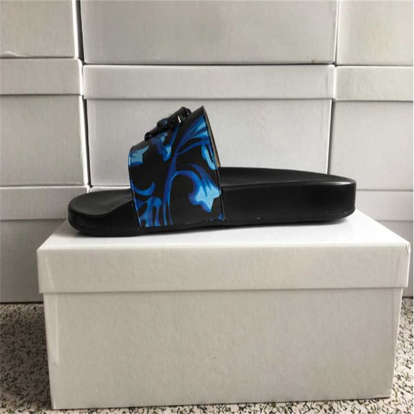 luxury designer slide slippers summer sandals men beach indoor flat flip flops leather lady women fashion classic shoes ladies size 35-459f3, Black
luxury designer slide slippers summer sandals men beach indoor flat flip flops leather lady women fashion classic shoes ladies size 35-459f3, Black