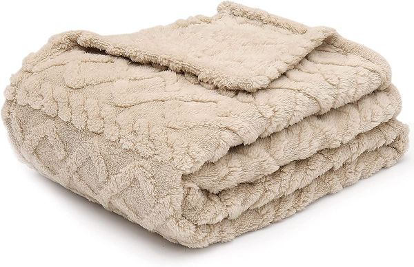 sherpa wool cover blanket fashion design super soft fluffy warm comfortable plush plush suitable for sofa living room bed
sherpa wool cover blanket fashion design super soft fluffy warm comfortable plush plush suitable for sofa living room bed