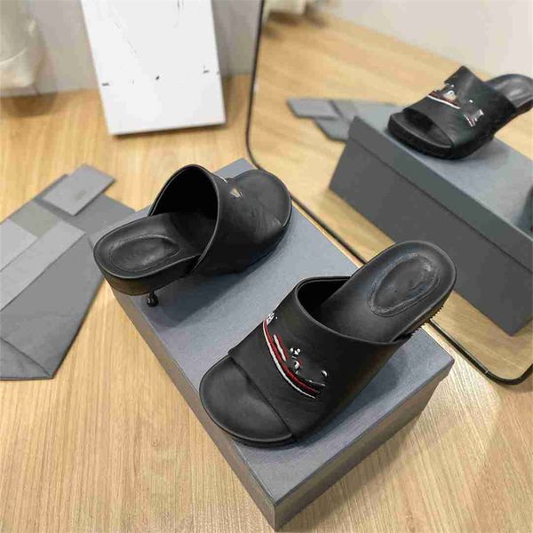 luxury design sandals 2023 balencaigaity fashion women summer high heels leather cross tie men flat casual slippers 01-06, Black
luxury design sandals 2023 balencaigaity fashion women summer high heels leather cross tie men flat casual slippers 01-06, Black
