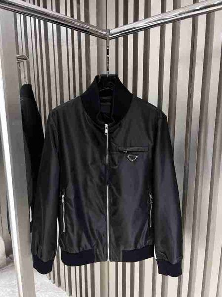 men's jackets designer 2022 autumn and winter the brand jacket fashion handsome zipper casual short collar jackets stripe stitching y74, Black;brown
men's jackets designer 2022 autumn and winter the brand jacket fashion handsome zipper casual short collar jackets stripe stitching y74, Black;brown