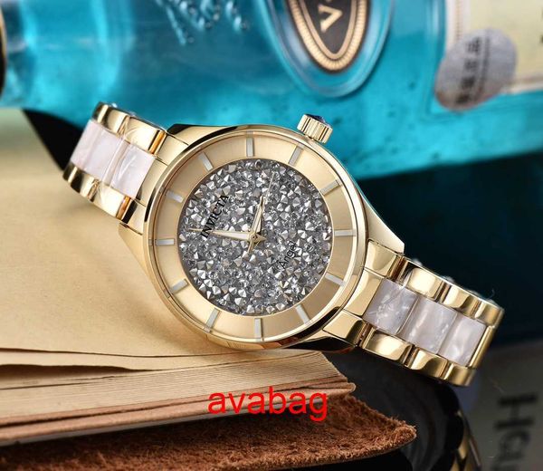 wristwatches fashionable large dial women's watch quartz movement wrist watches fully-jewelled designer wristwatch, Slivery;brown
wristwatches fashionable large dial women's watch quartz movement wrist watches fully-jewelled designer wristwatch, Slivery;brown