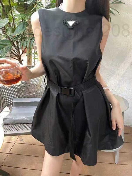 casual dresses designer women dress sleeveless denim shirt for spring summer outwear style with budge letter lady slim belt pleated skirt bu, Black;gray
casual dresses designer women dress sleeveless denim shirt for spring summer outwear style with budge letter lady slim belt pleated skirt bu, Black;gray
