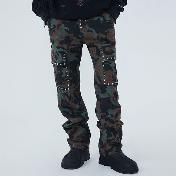 vintage patchwork rivet pockets camouflage cargo pants men's straight casual trousers oversize, Black;brown
vintage patchwork rivet pockets camouflage cargo pants men's straight casual trousers oversize, Black;brown