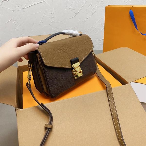 shoulder bags clutch 2023 fashion luxury designer lady style large practical capacity letter cross body shoulder bag
shoulder bags clutch 2023 fashion luxury designer lady style large practical capacity letter cross body shoulder bag