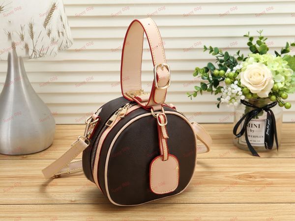 luxury totes designer tote bags fashion handbag single shoulder round handbags double zipper m43514 petite boite chapeau hand bags carry-on
luxury totes designer tote bags fashion handbag single shoulder round handbags double zipper m43514 petite boite chapeau hand bags carry-on