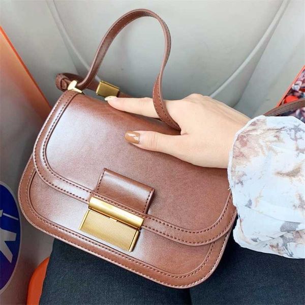vagabond bag 2022 new large capacity bucket oil wax chain womensmall cbk one shoulder diagonal cross hand
vagabond bag 2022 new large capacity bucket oil wax chain womensmall cbk one shoulder diagonal cross hand