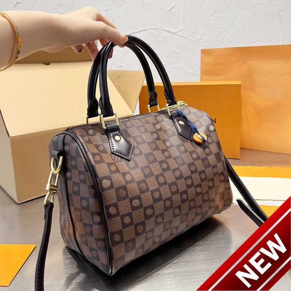 designers luxury bags for womens louiseity 1 viutonity handbags lvs crossbody shoulder the tote bag multicolour capacity versatile 7a wallet
designers luxury bags for womens louiseity 1 viutonity handbags lvs crossbody shoulder the tote bag multicolour capacity versatile 7a wallet