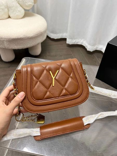 grained leather shoulder bag gold chain flap design crossbody handbags messenger with everything bags original packaging
grained leather shoulder bag gold chain flap design crossbody handbags messenger with everything bags original packaging