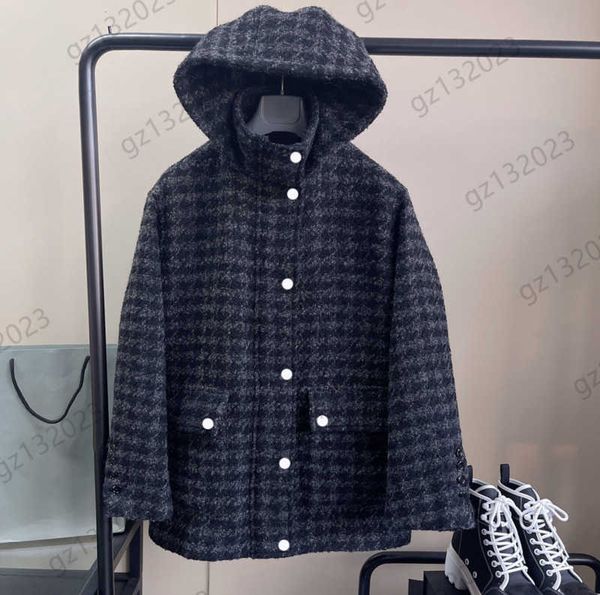 womens jacket woollen fabric thousand-bird lattice profile hooded jacket button flap high collar long sleeve warm coats fashion designer wom, Black;brown
womens jacket woollen fabric thousand-bird lattice profile hooded jacket button flap high collar long sleeve warm coats fashion designer wom, Black;brown