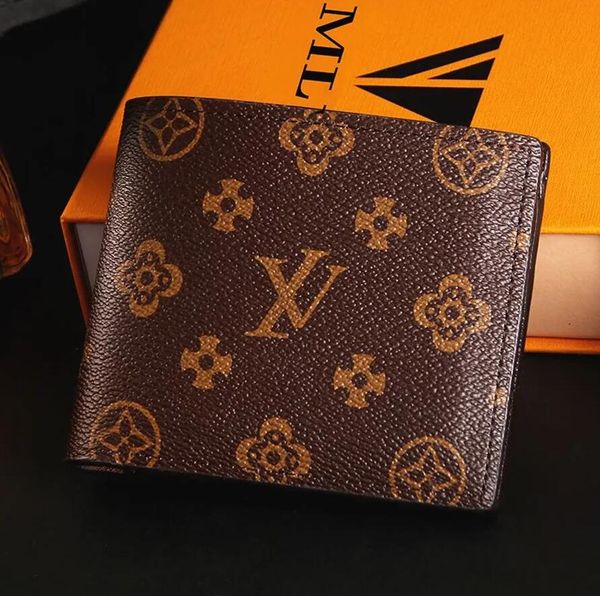 designer bag wallets fashion short style wallet retro handbag womens men classic card holders coin famous purse bag clutch wallet with box d, Red;black
designer bag wallets fashion short style wallet retro handbag womens men classic card holders coin famous purse bag clutch wallet with box d, Red;black