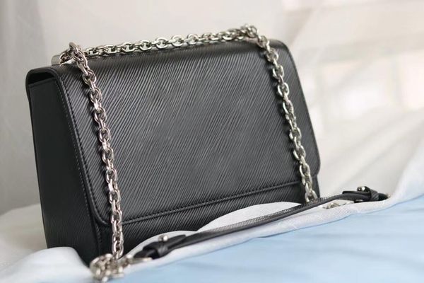 designer twist denim women shoulder bags leather classic adjustable chain handbag diagonal span elegant shoulder back spherical water ripple
designer twist denim women shoulder bags leather classic adjustable chain handbag diagonal span elegant shoulder back spherical water ripple