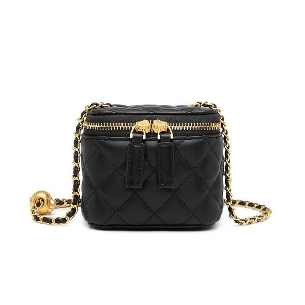 2023 fashion famous brand designer handbag classic small square bag luxury rhombus lattice chain crossbody bags for ladies
2023 fashion famous brand designer handbag classic small square bag luxury rhombus lattice chain crossbody bags for ladies
