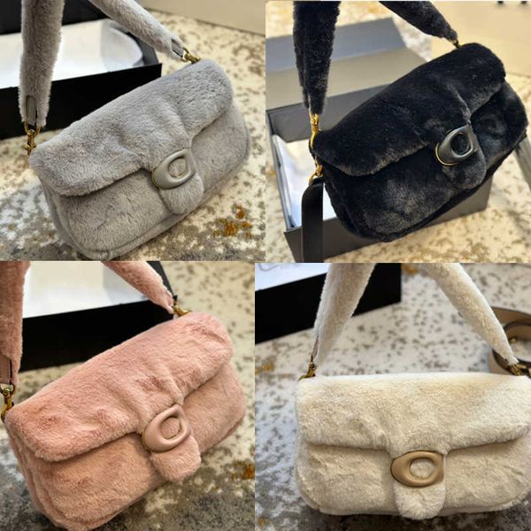 designer fluffy crossbody bag fashion cross body evening bags womens handbag real leather luxury underarm bag 221103
designer fluffy crossbody bag fashion cross body evening bags womens handbag real leather luxury underarm bag 221103