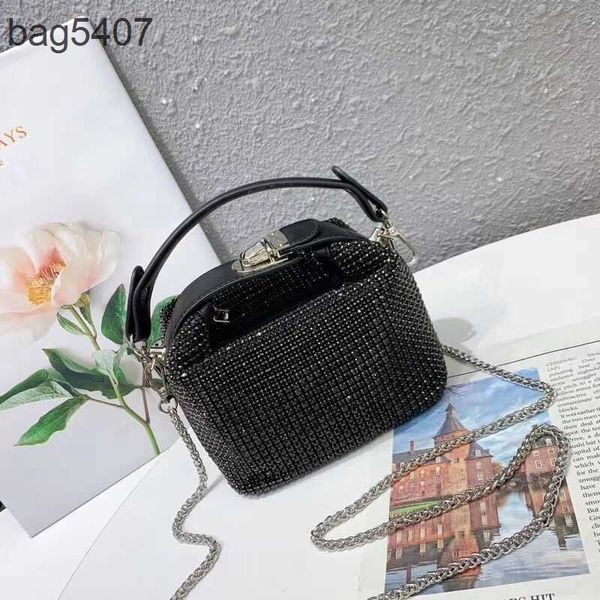 2023 women's diamond bag 70% discount wholesale retail king water lunch box of s handbag personality small square handbags
2023 women's diamond bag 70% discount wholesale retail king water lunch box of s handbag personality small square handbags