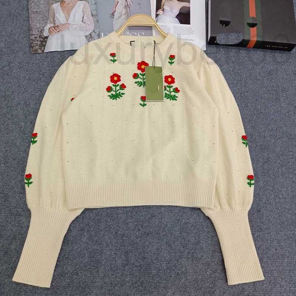 women's sweaters designer knitting round neck flower embroidery hollow sweater women's new in autumn and winter of 2022 qro0, White;black
women's sweaters designer knitting round neck flower embroidery hollow sweater women's new in autumn and winter of 2022 qro0, White;black