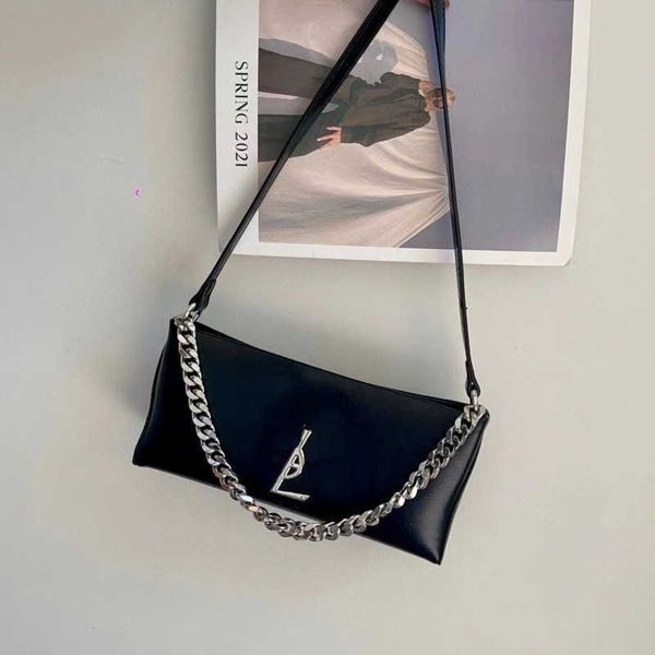 shoulder women bag designer chain tote bags fashion chain crossbody patent leather handbag lady baguette purse
shoulder women bag designer chain tote bags fashion chain crossbody patent leather handbag lady baguette purse