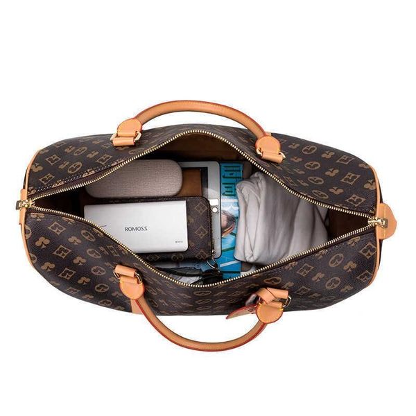 2022 men sport duffel bags outdoor packs handbags luxurys designers fashion luggage bag women leather travel handbag man tote with lock 55cm
2022 men sport duffel bags outdoor packs handbags luxurys designers fashion luggage bag women leather travel handbag man tote with lock 55cm