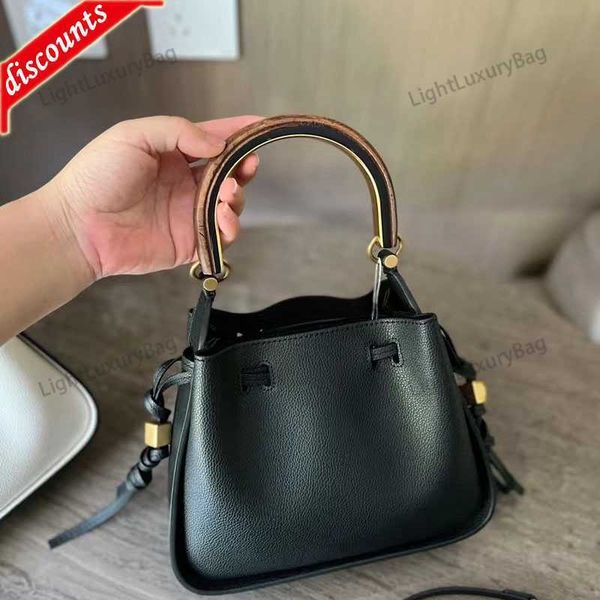 designer luxury women bags torys handbag tb fashion bucket bag inclined shoulder versatile multicolour purses burchs totes large capacity sa
designer luxury women bags torys handbag tb fashion bucket bag inclined shoulder versatile multicolour purses burchs totes large capacity sa