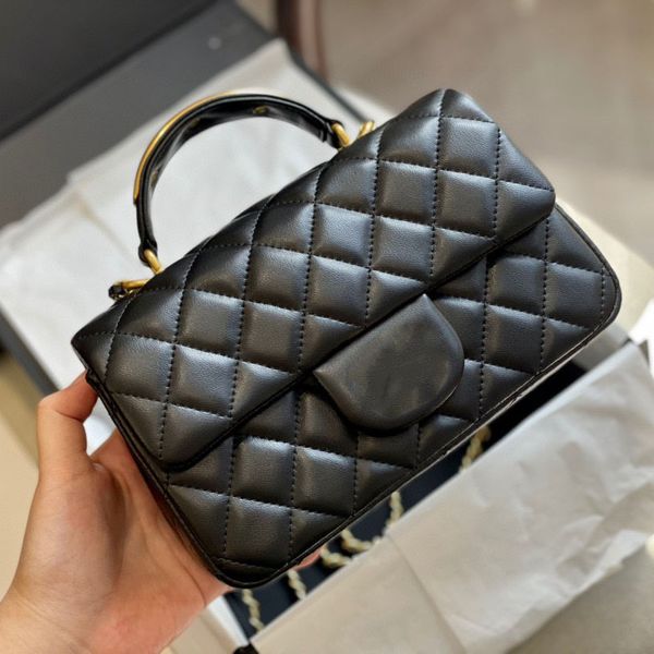 cc bags luxury brand shoulder bags ladies rectangular mini flap bags with metal handle totes black lasmbskin antique gold matelasse chai
cc bags luxury brand shoulder bags ladies rectangular mini flap bags with metal handle totes black lasmbskin antique gold matelasse chai