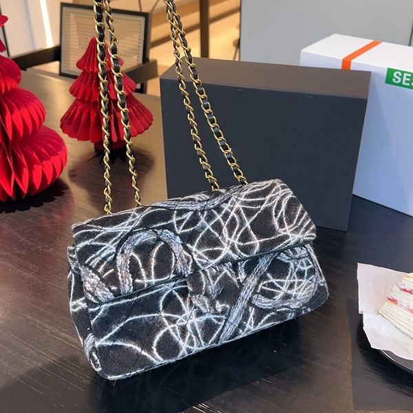 cc bags luxury brand cross body line printed women crossbody bag tweed two sizes classic flap shoulder bag handbag pochettes wallet clutch c
cc bags luxury brand cross body line printed women crossbody bag tweed two sizes classic flap shoulder bag handbag pochettes wallet clutch c