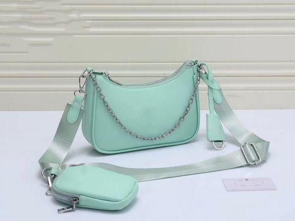 luxury designer women shoulder purse triangle label elegant crossbody hobo crossbody bags banquet shopping wedding leisure business package
luxury designer women shoulder purse triangle label elegant crossbody hobo crossbody bags banquet shopping wedding leisure business package
