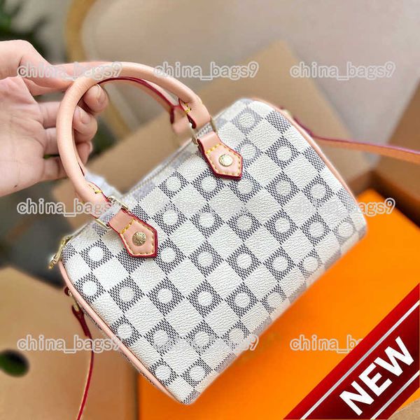 louiseity 1 viutonity totes designer luxury bags womens lvs luxurys designers handbag women bag mini purses handbags the tote onthego wallet
louiseity 1 viutonity totes designer luxury bags womens lvs luxurys designers handbag women bag mini purses handbags the tote onthego wallet