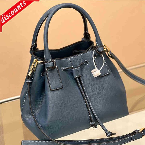 designer luxury women bags torys handbag tb fashion bucket bag inclined shoulder versatile multicolour purses burchs totes large capacity sa
designer luxury women bags torys handbag tb fashion bucket bag inclined shoulder versatile multicolour purses burchs totes large capacity sa