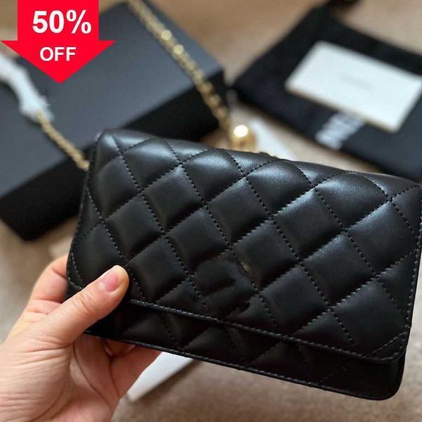 women's brand designers single shoulder bags 2023 new fashion texture leather gold ball chain small square multi-functional cross-body
women's brand designers single shoulder bags 2023 new fashion texture leather gold ball chain small square multi-functional cross-body